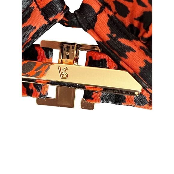 Victoria's Secret bikini top in a leopard print size 34C - Picture 5 of 6